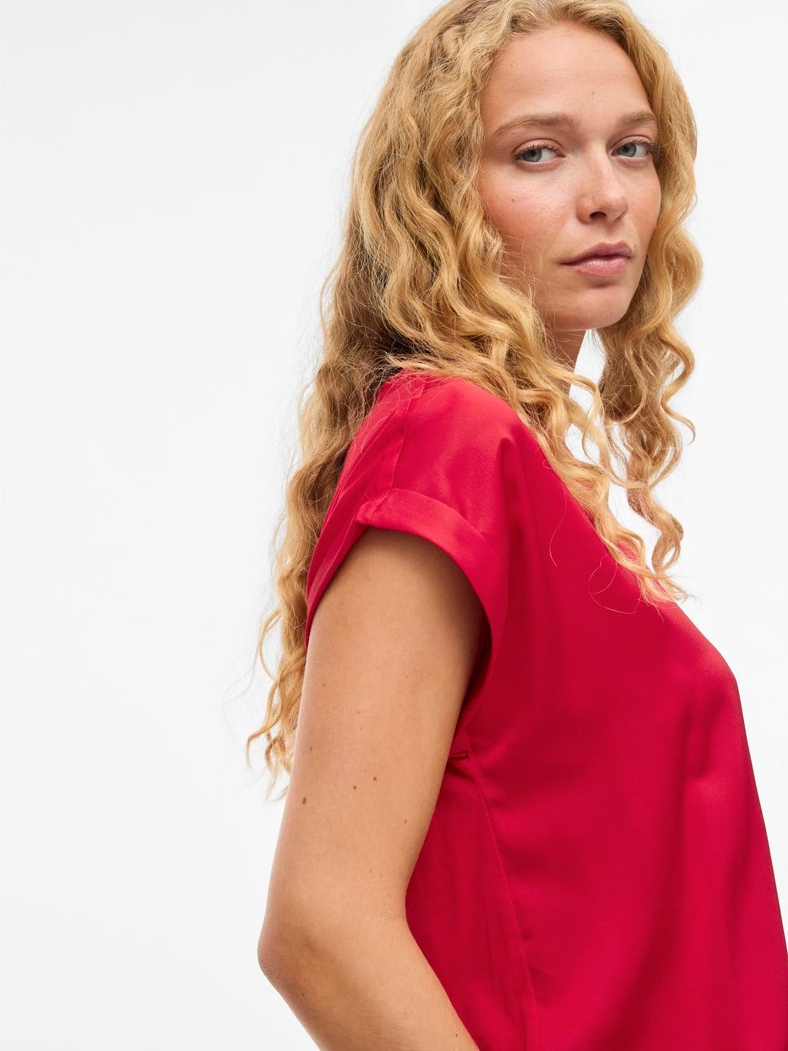 model_shot-detail